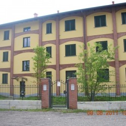 palazzina residenziale mozzate